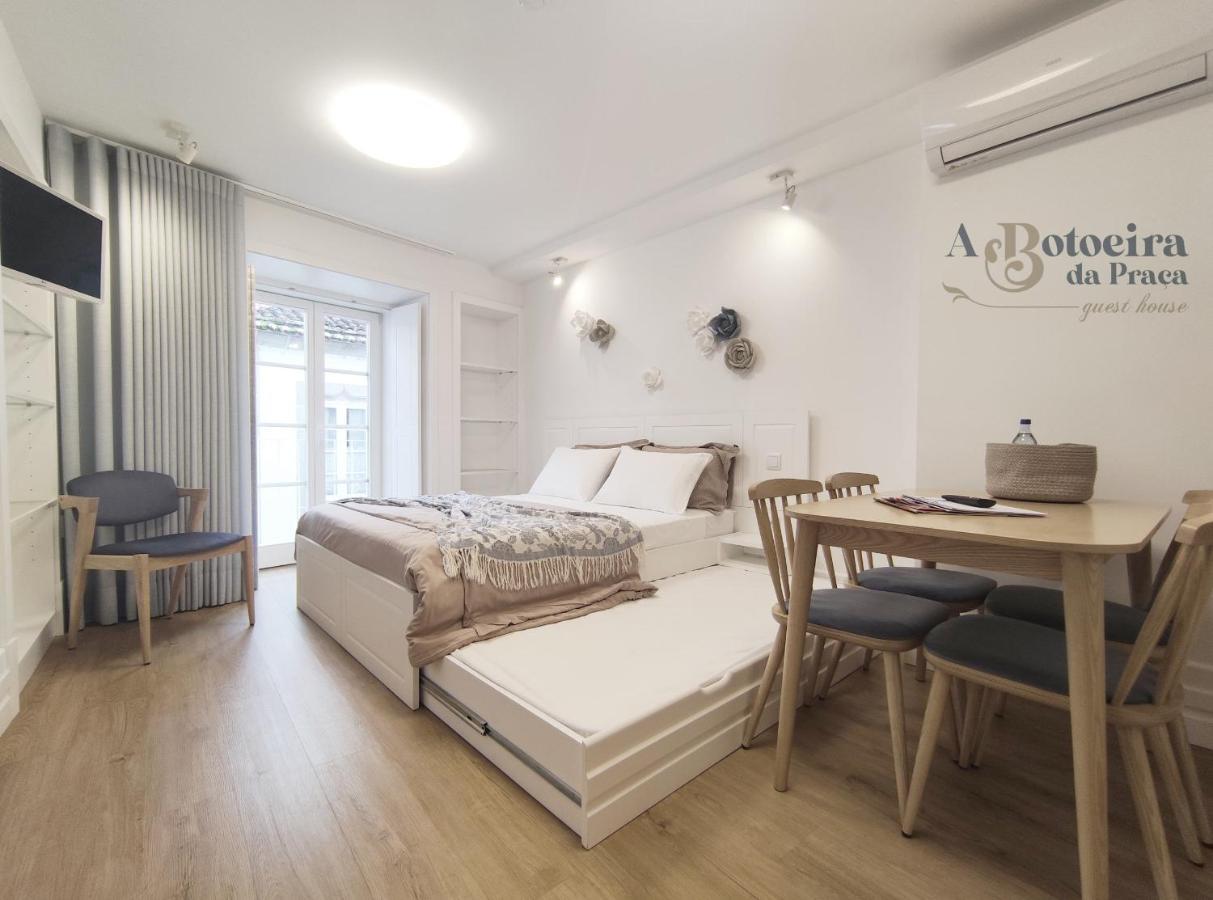 A Botoeira Da Praca Guest House 维亚纳堡 外观 照片